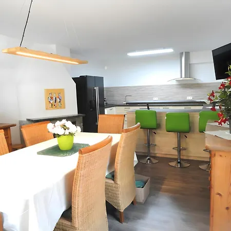 Holiday home Karins